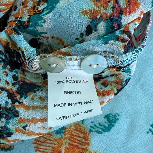 Figueroa and Flower Top Womens Large BOHO Blouse Roll Tab Blue Floral - Picture 4 of 4